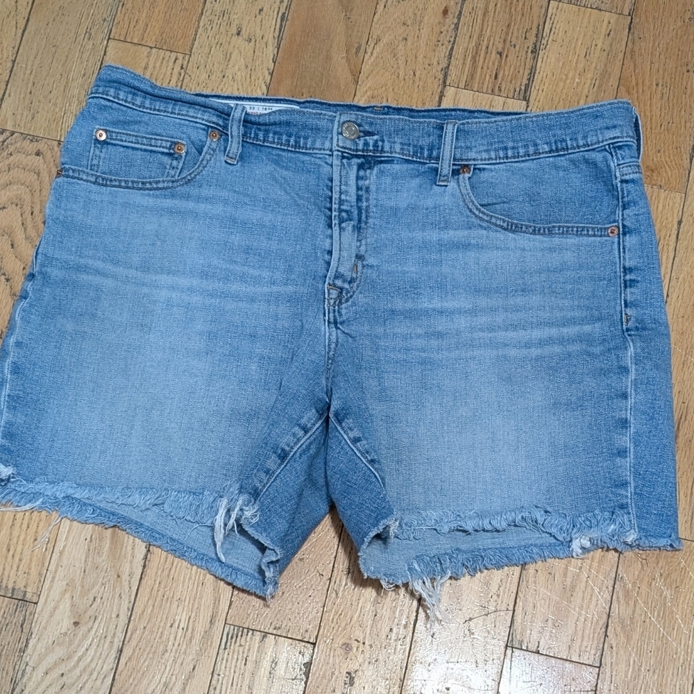 GAP Light Blue Jean Shorts women's 33 16 *R19